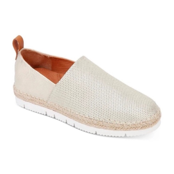 Gentle Souls Lara A-line Gold Espadrille Sneaker - Picture 1 of 7